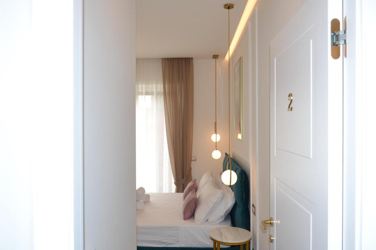 ナポリ Capuana60 Bed & Breakfast エクステリア 写真