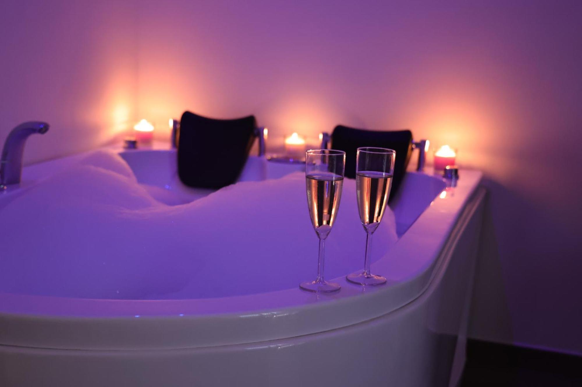ナポリ Capuana60 Bed & Breakfast エクステリア 写真